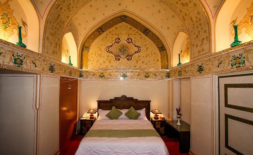Iran Travel Agency - Compassimo