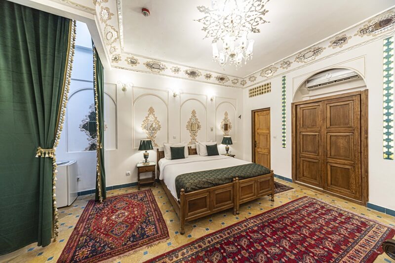 Iran Travel Agency - Compassimo