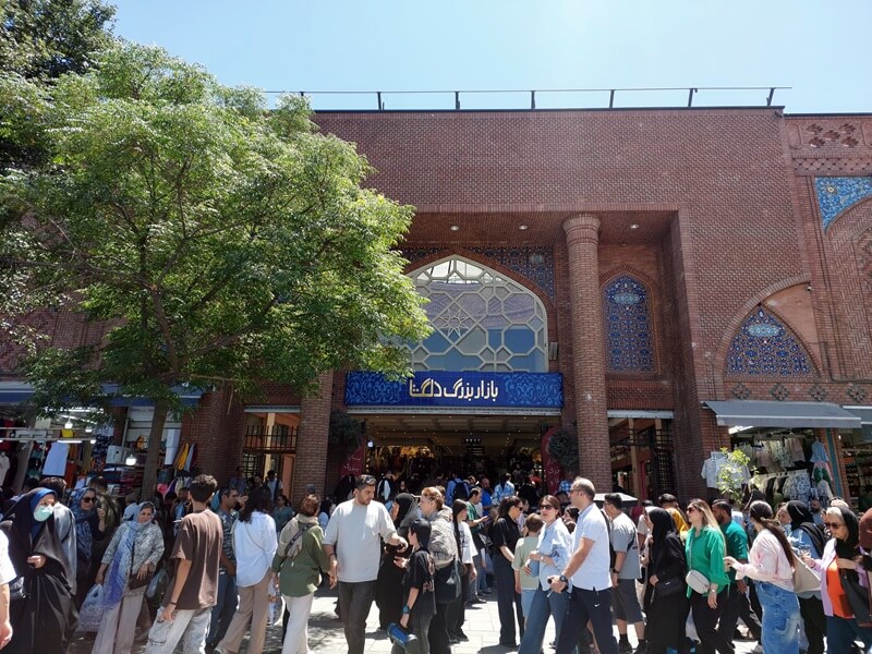 Compassimo-Visitors in Tehran Grand Bazaar-Tehran