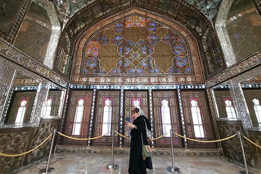 Compassimo-Marble Throne Room in Golestan Palace-Tehran