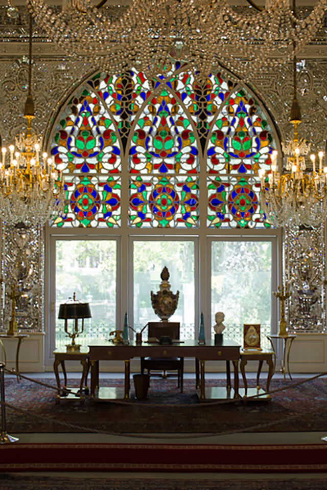 Day 2: Tehran to Isfahan – From Modern Tehran to Safavid Splendor