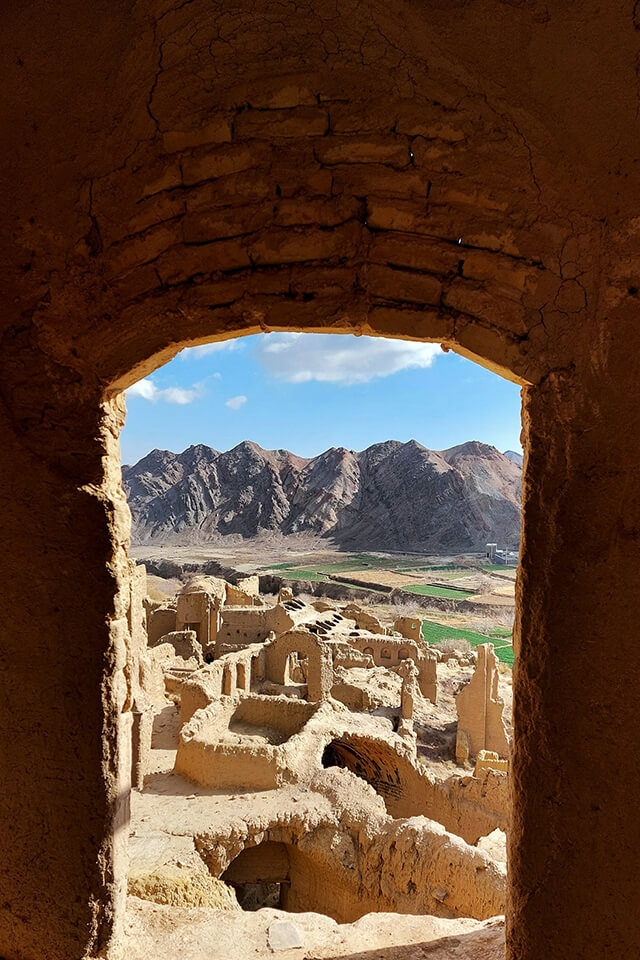 Day 4: Yazd Desert Route – Villages and Caravan Traditions