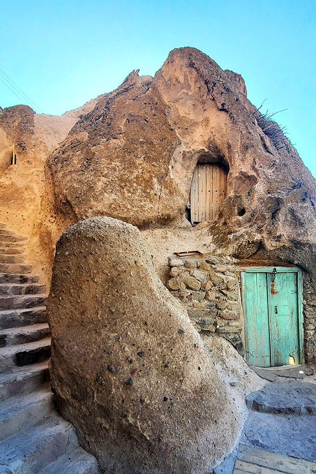 The Start – Journey to Kandovan Village