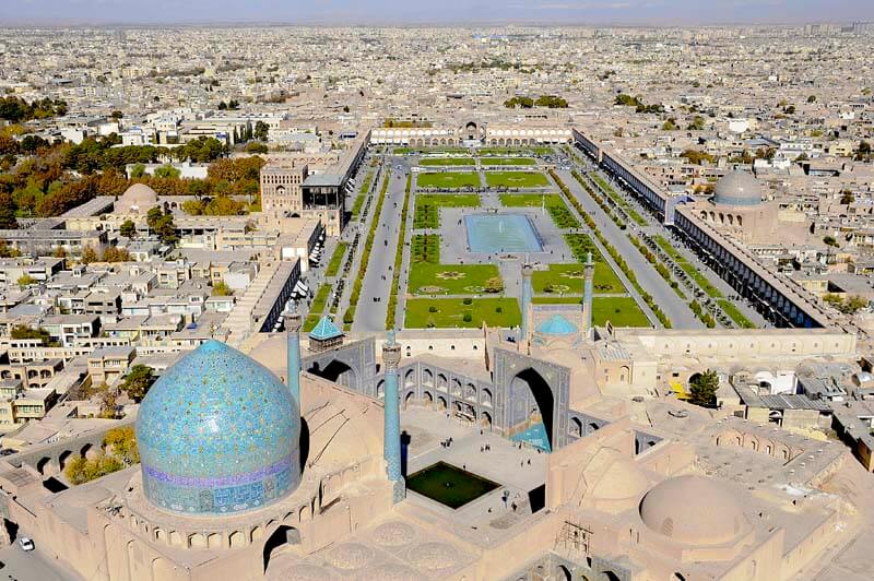 Compassimo-Overview of Naqsh-e Jahan Square-Isfahan